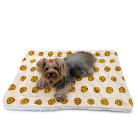 Ultra Plush Happy Face Blanket (Color: Yellow, Size: 30" x 20")